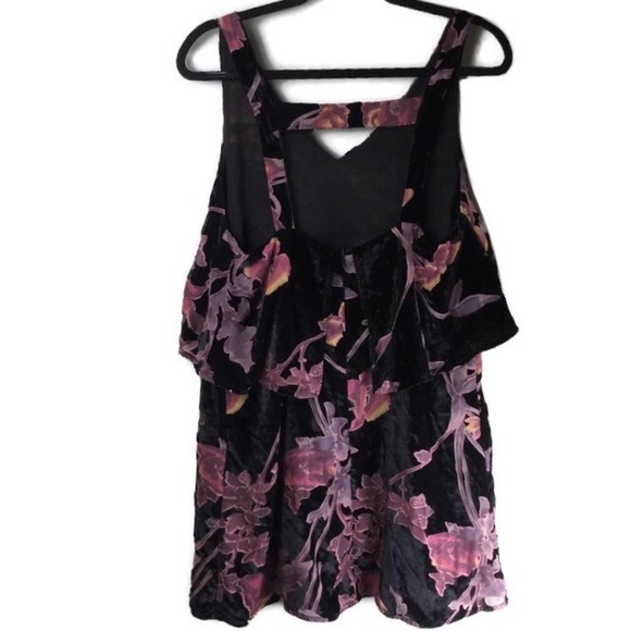 Everly Velvet Floral Burnout Cut Out Open Back Overlay Shift Dress Size Medium - Picture 4 of 14